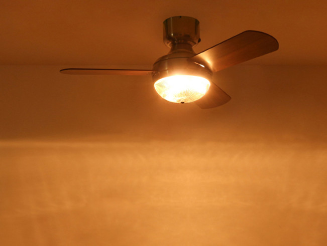 快適なインテリアを作り出す照明のご紹介